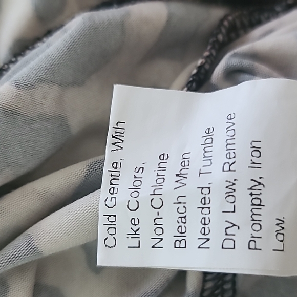 Animal Print Bodysuit Top Leopard Print Brown Black Stretch like New Size 0XL - Picture 14 of 14